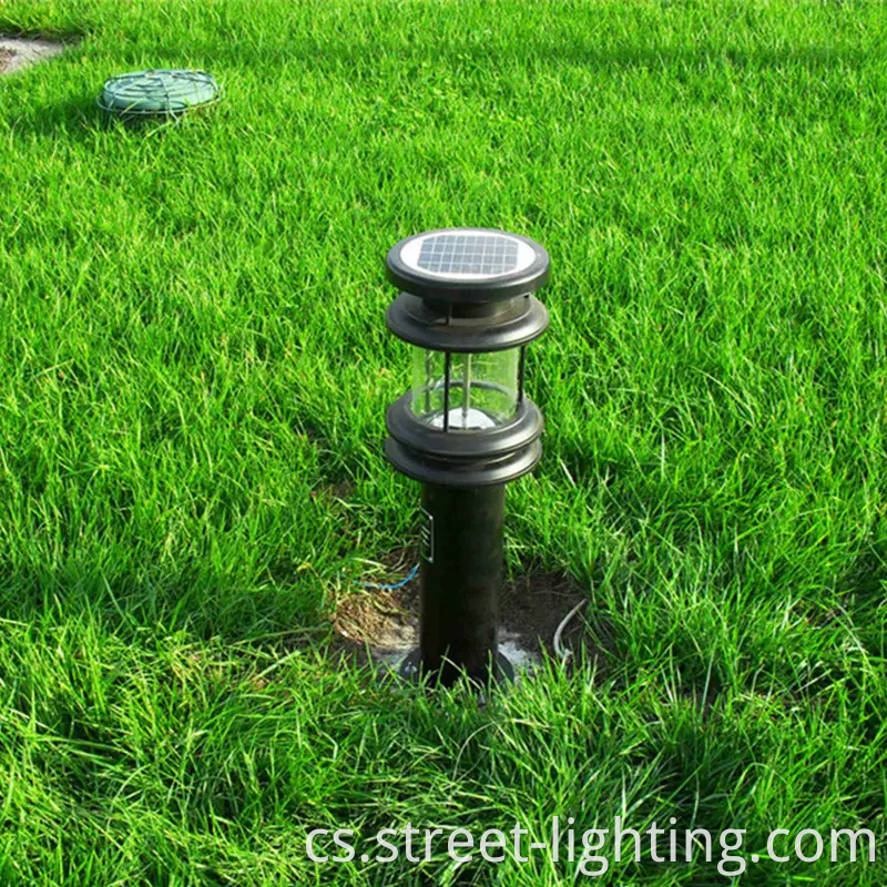 Solar Lawn Light